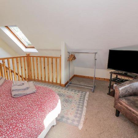 Bryn Melyn Artist'S Cottage Llanelltyd ภายนอก รูปภาพ