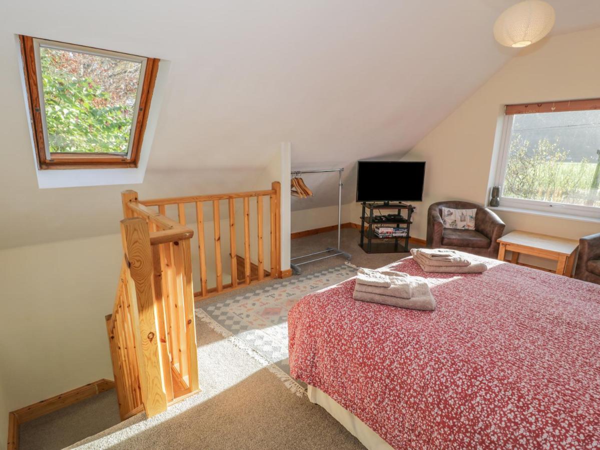 Bryn Melyn Artist'S Cottage Llanelltyd ภายนอก รูปภาพ